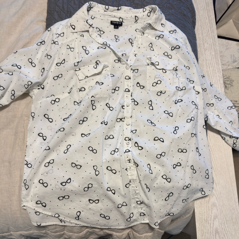 Size 1- Long sleeved shirt